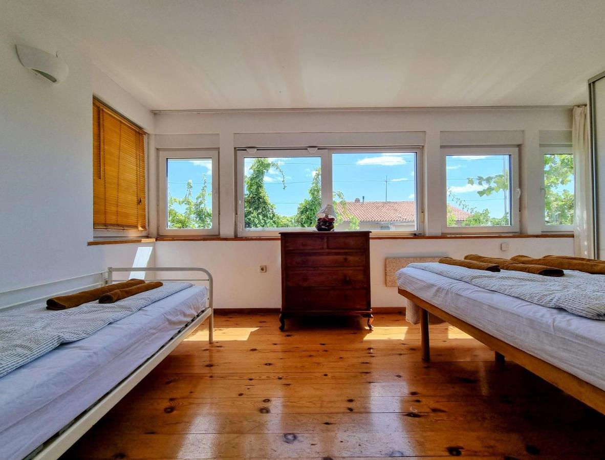 F13 Apartment Pula Extérieur photo